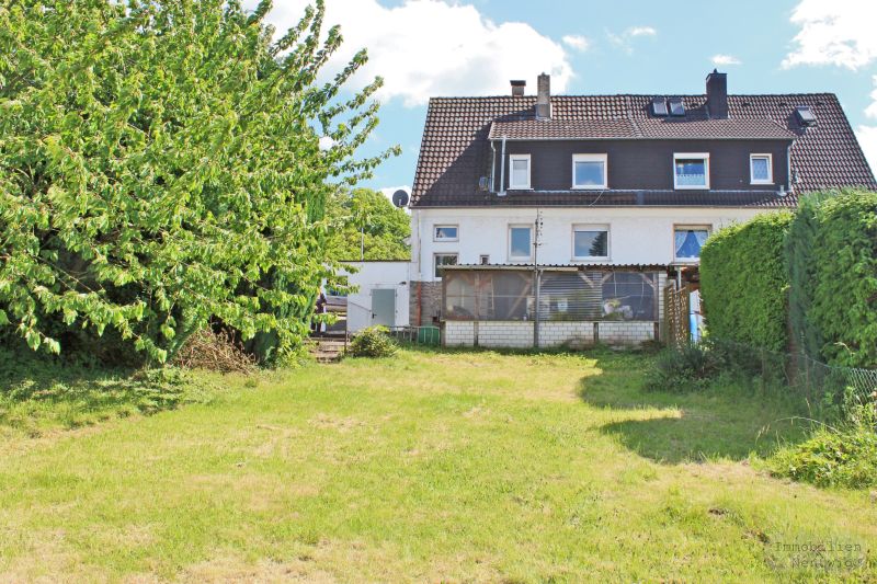 DHH Menden, Keller, Doppelgarage, Immobilienmakler Menden Nentwig