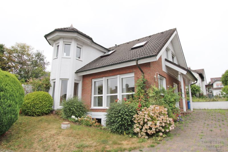 HOWI-Opherdicke: freistehendes Haus. Immobilien Nentwig Holzwickede